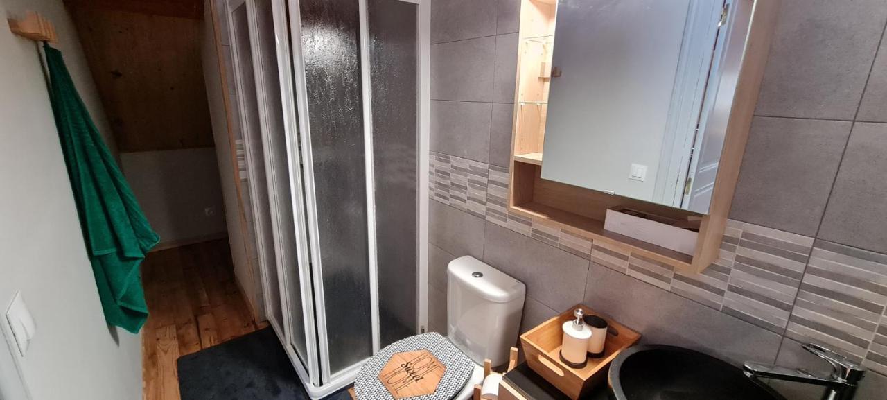 Loft Mansarde Du Train Jaune Avec Vue Sur Les Montagnes Saillagouse Zewnętrze zdjęcie