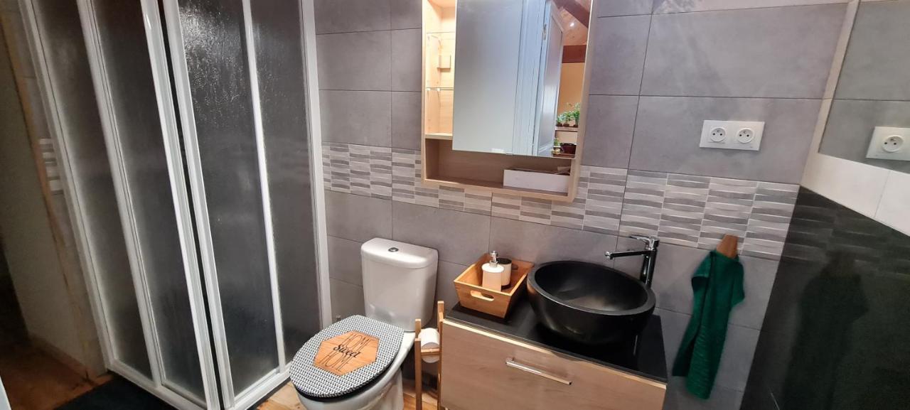 Loft Mansarde Du Train Jaune Avec Vue Sur Les Montagnes Saillagouse Zewnętrze zdjęcie