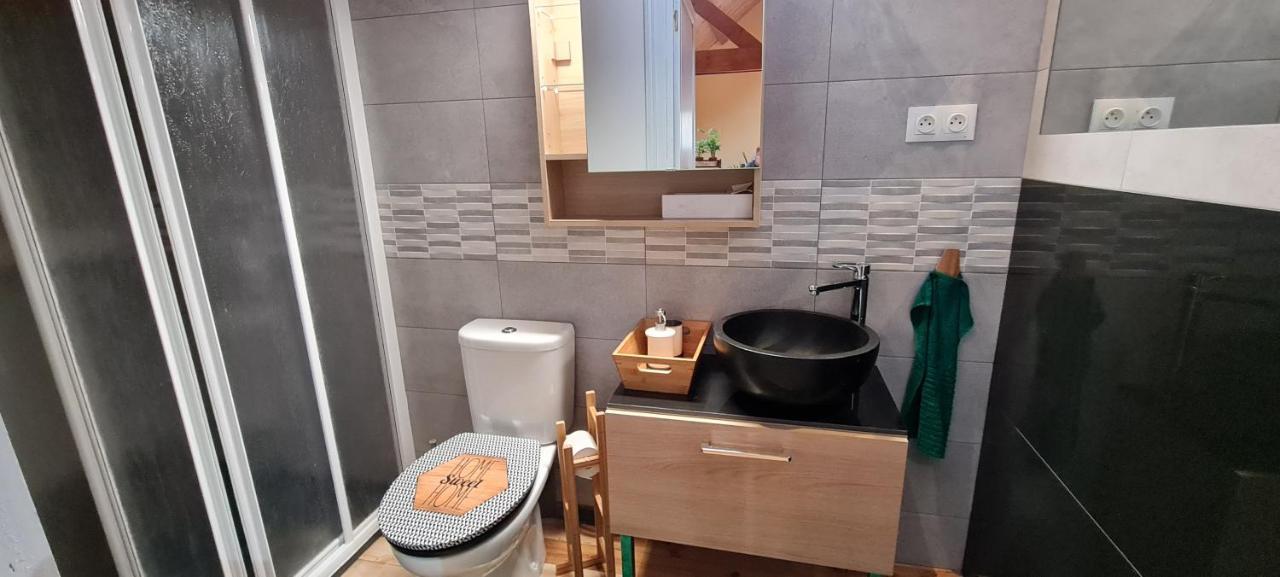 Loft Mansarde Du Train Jaune Avec Vue Sur Les Montagnes Saillagouse Zewnętrze zdjęcie